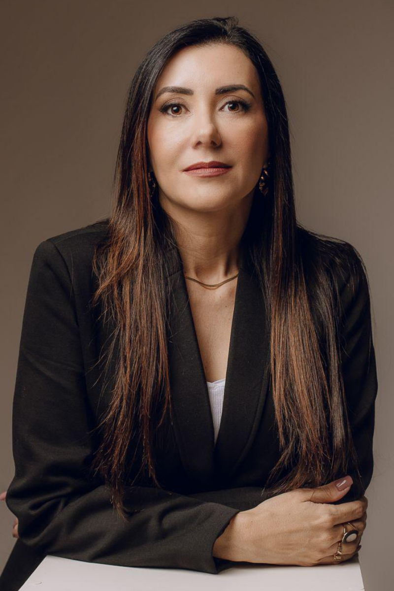 Dra. Renata Cardoso